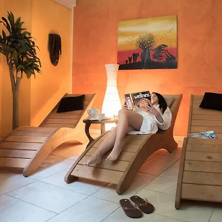 Hotel Relais Valle Orientina 3*